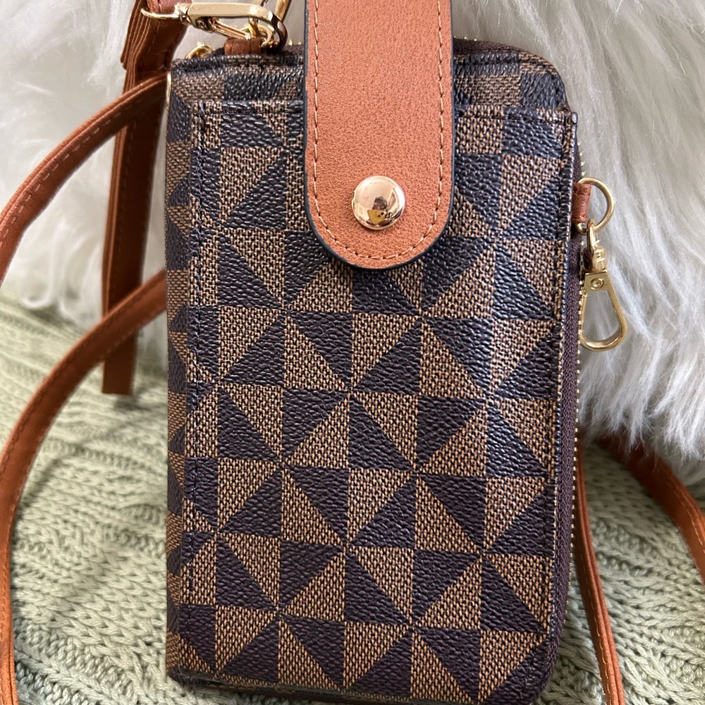 NEW Unbranded Poppy Geometric Crossbody Phone Bag with Tan Strap- Brown - Picture 2 of 8